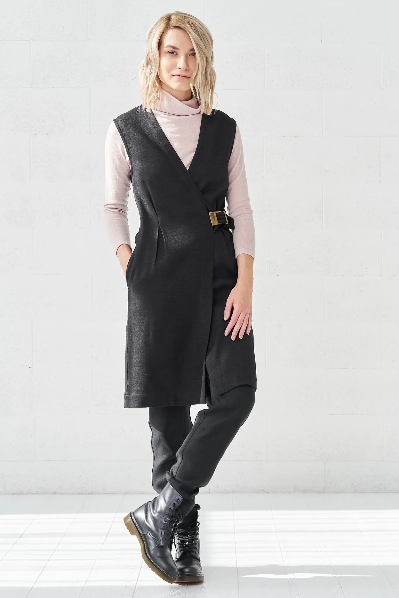 Autumn wool vest Lina