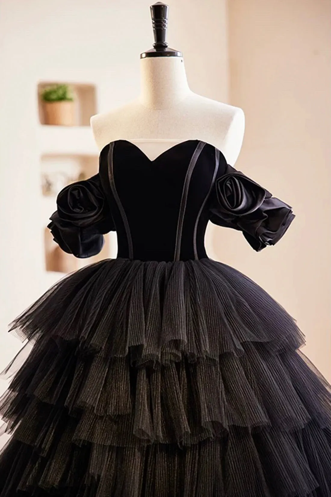 Black Layers Tulle Floor Length Formal Dress, A-Line Sweetheart Off Shoulder Evening Party Dress
