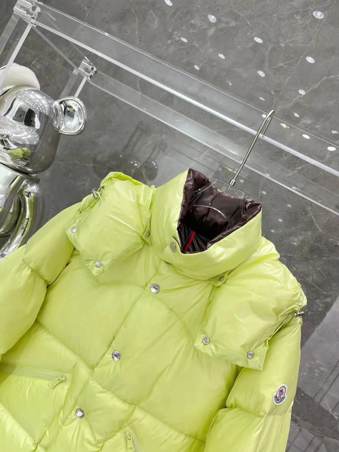 Clothes 232  White Duck Down