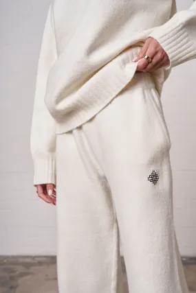 FLUFFY KNITTED EMBLEM EMBROIDERED JOGGER - OFF WHITE
