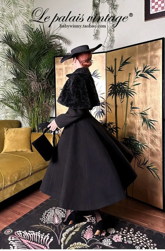 Le Palais Vintage's 1950's original removable cape thick woolen coat - Ster