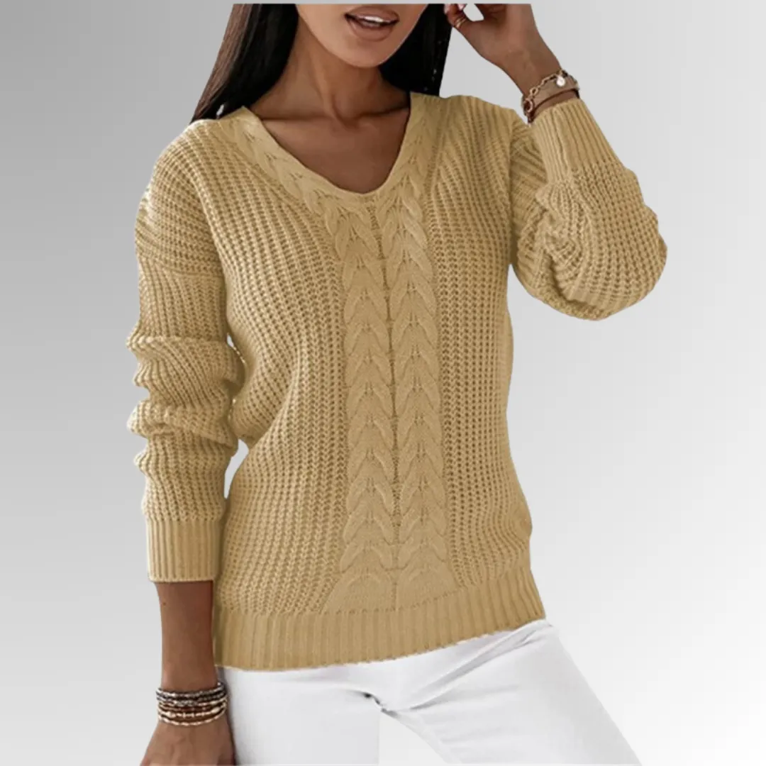 Marimar - Jumper in soft knit with cable pattern