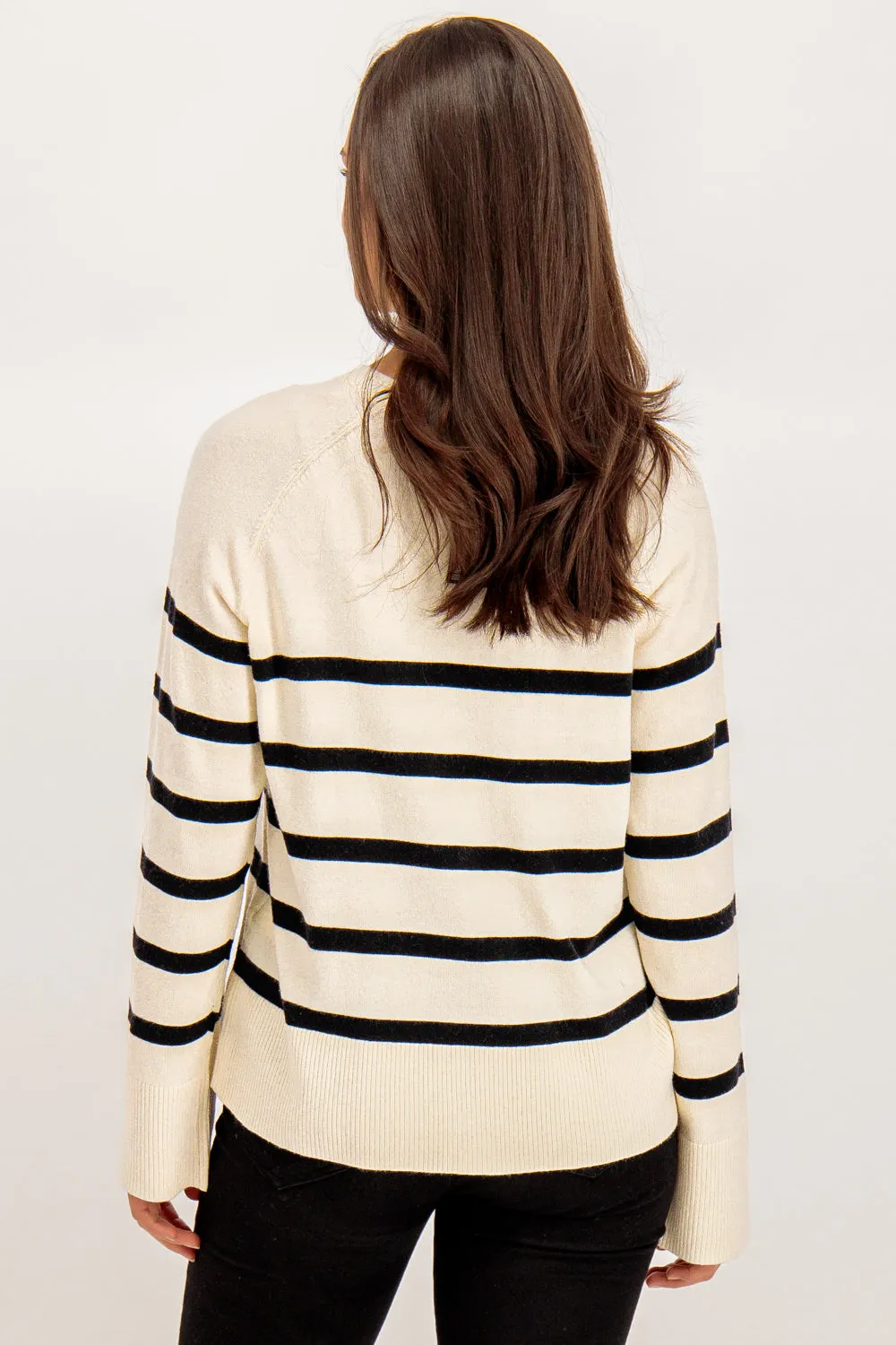 Sia O-Neck Black & White Stripe Knit