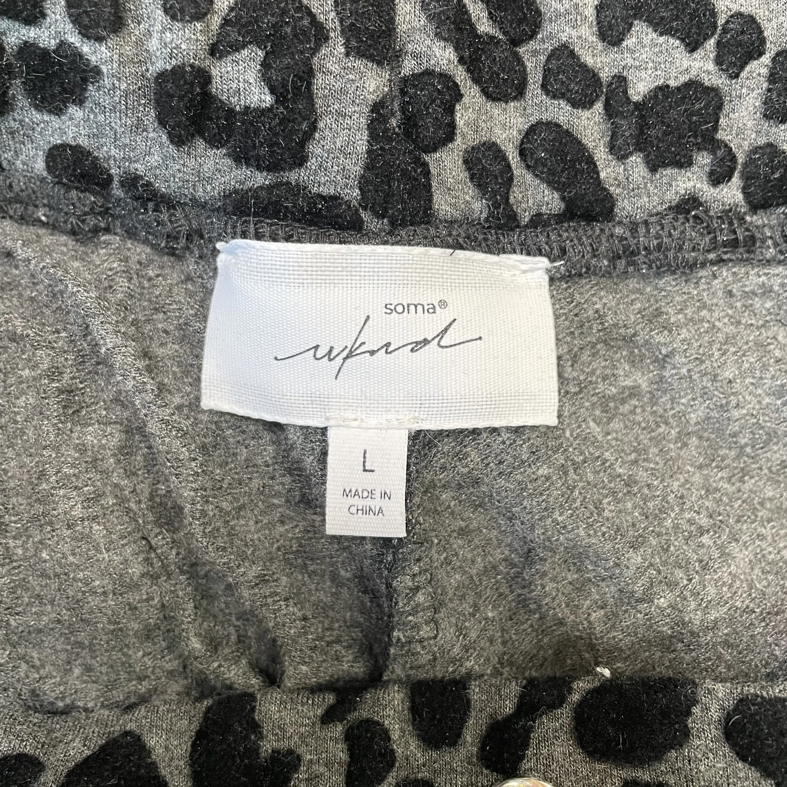 Soma Wknd | Women's Gray and Black Velour Leopard Print Lounge Set | Size: L
