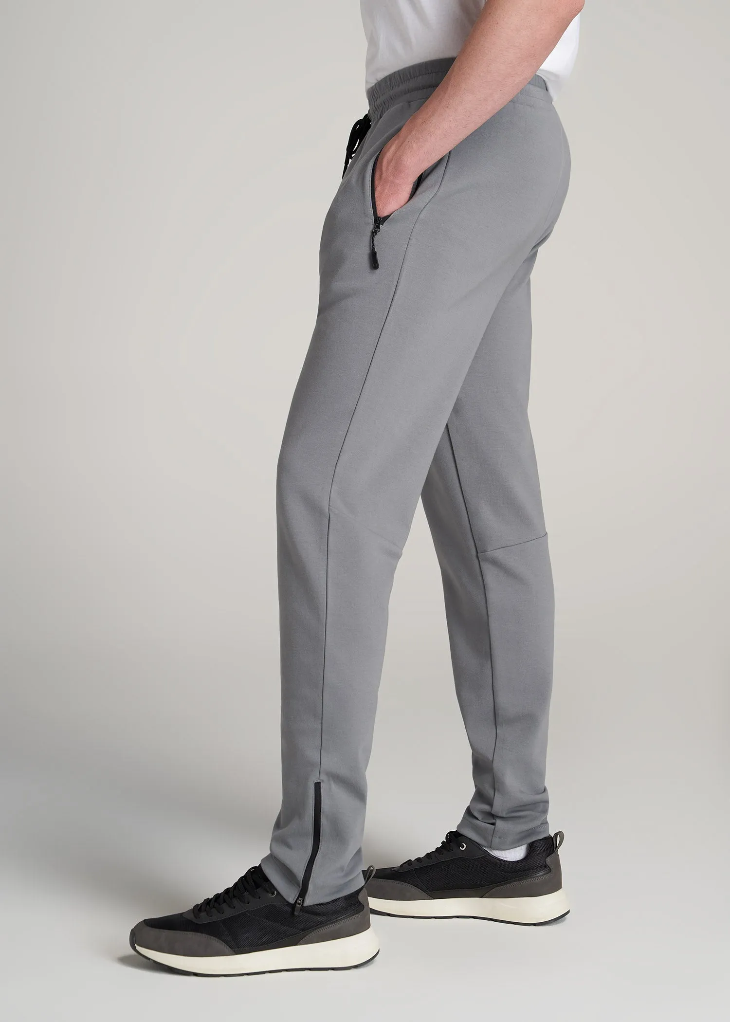 Tall Men's Tech-Knit Zip Joggers in Fossil Grey