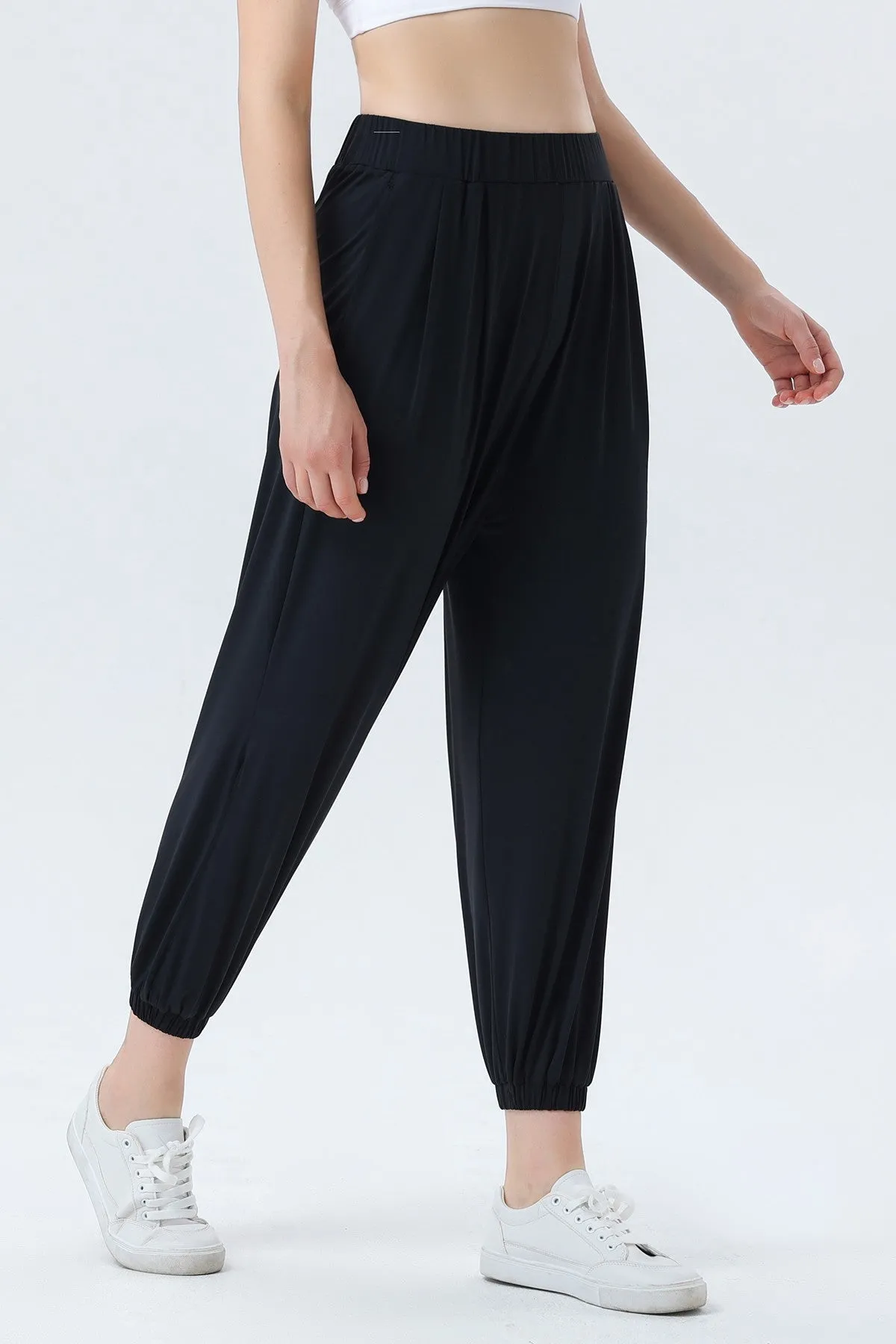 UPF 50  Sun Protection Cropped Tapered Pants